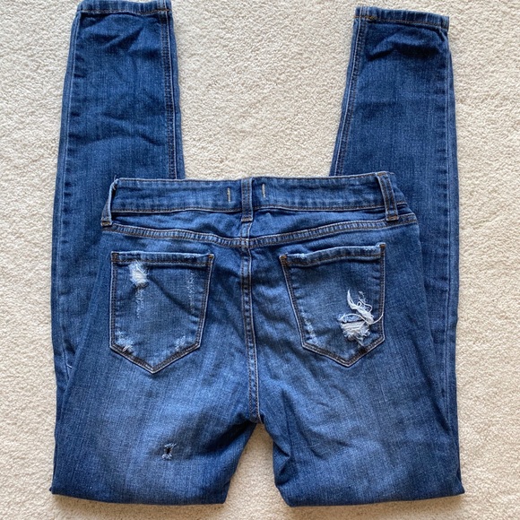 Oasis Ripped Jeans - Picture 2 of 5